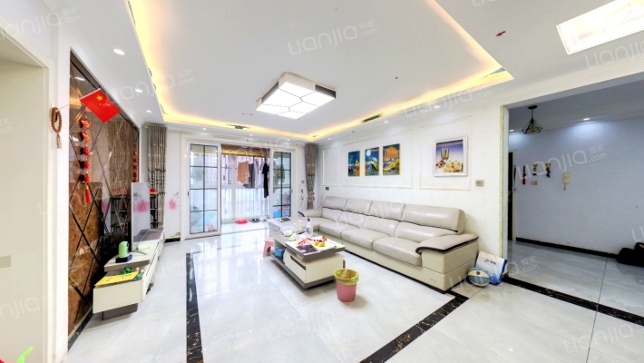 凤凰山小区二手房实景图