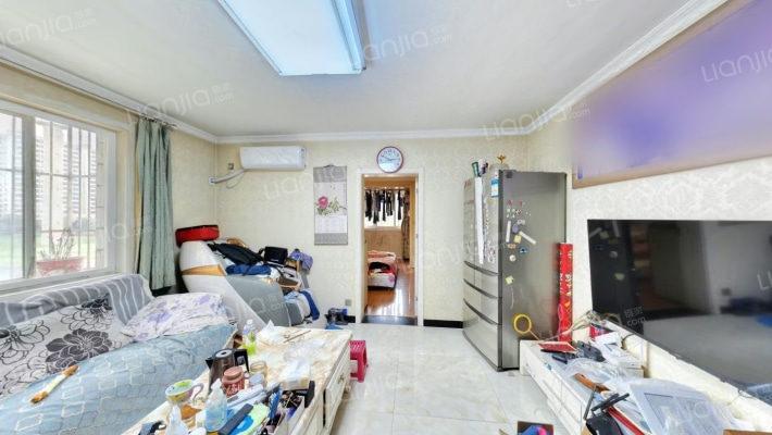伞塔路体校家属院二手房实景图