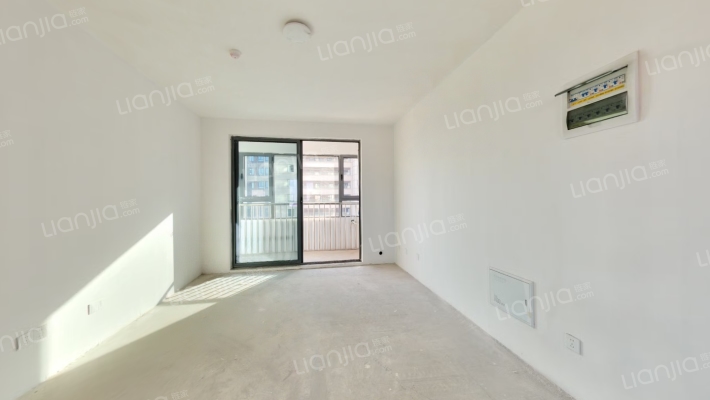 新型家园三期二手房实景图