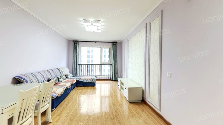 精装未住 南北通透三居 带独立的防火门满五唯一-客厅