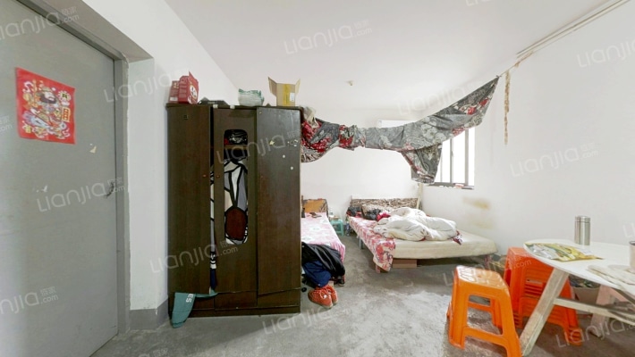 华云小区二手房实景图