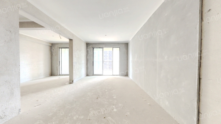 德雅国际城港澳湾二手房实景图