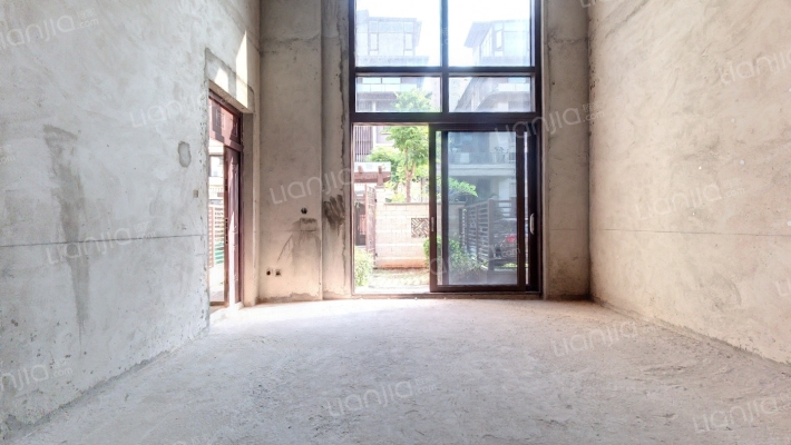 长弘·御墅二手房实景图