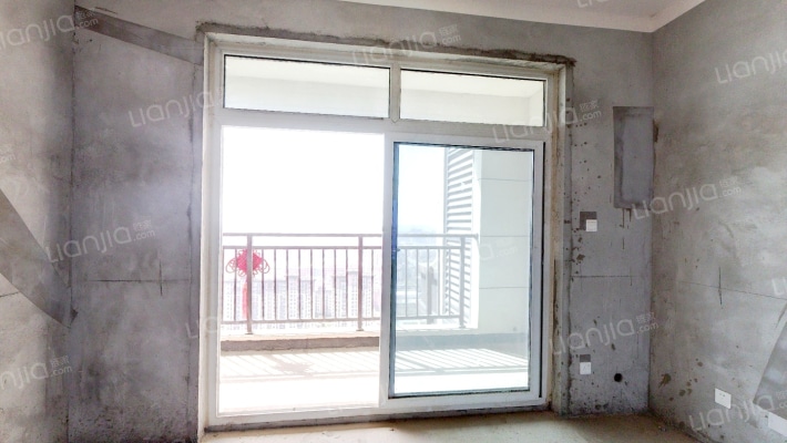 兴忠悦龙台二手房实景图