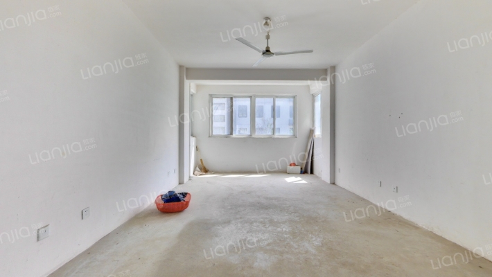 泗兴佳苑二手房实景图