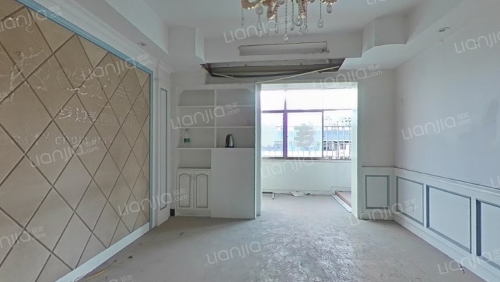 中房·华新苑二手房实景图