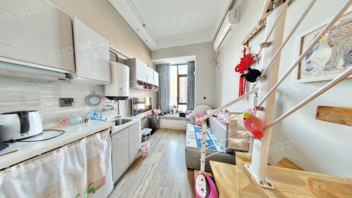 臻园二手房实景图
