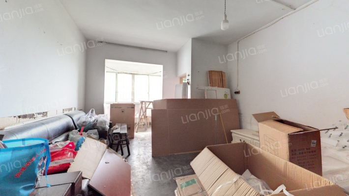 渝航路33号二手房实景图