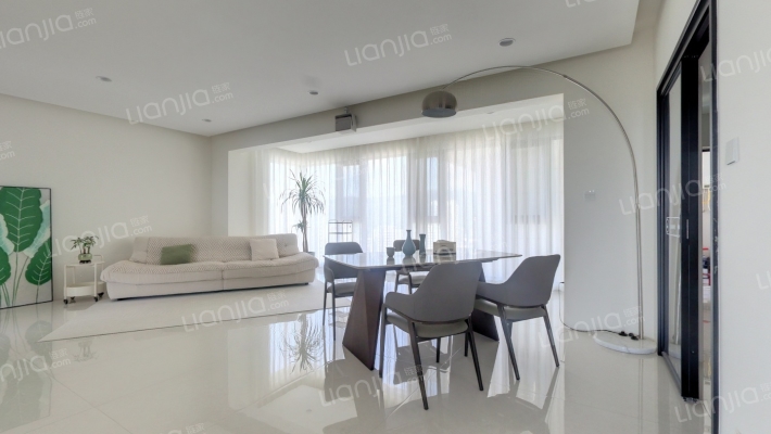 保利天府南院二手房实景图