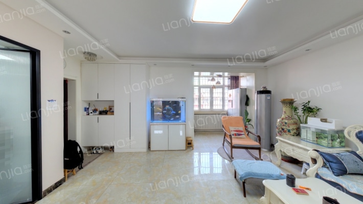 万新家园二手房实景图