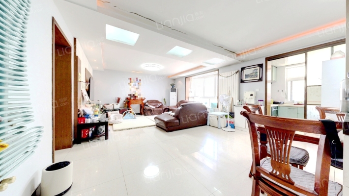 湖滨嘉苑二手房实景图