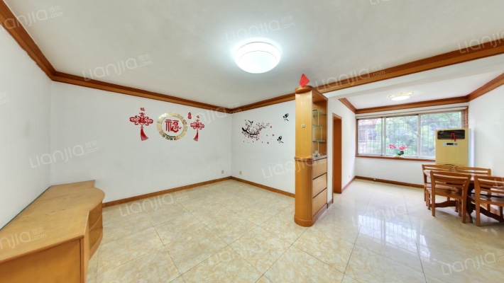 轻苑小区二手房实景图