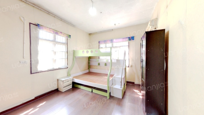 景贤路二手房实景图