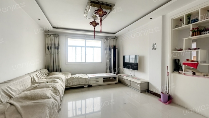 汽车东站综合楼二手房实景图