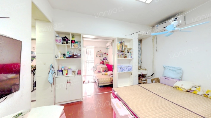 东山新苑一区二手房实景图