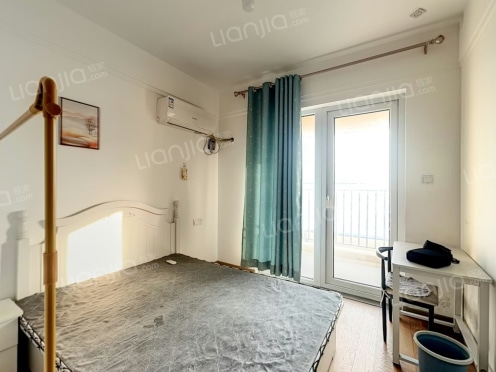 合租·世茂璀璨天城 3居室 南卧