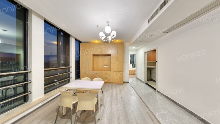 E30中心二手房实景图