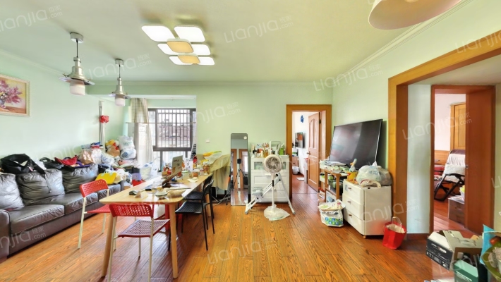 泾南教师公寓二手房实景图