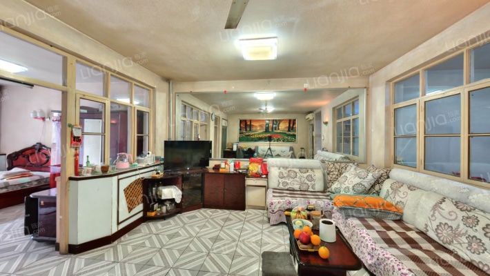 迎春路邮电楼二手房实景图