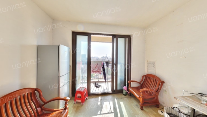 盛和花半里二手房实景图