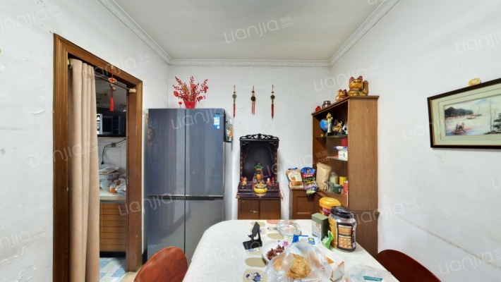 兴泽新港湾小区二手房实景图