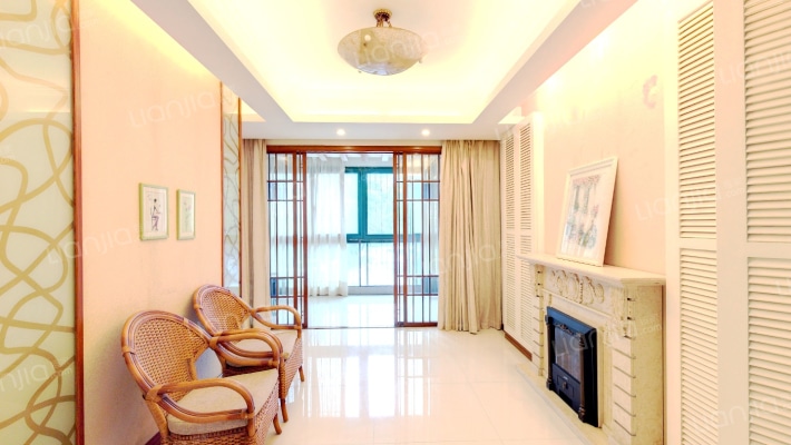 凤凰莱茵苑二手房实景图