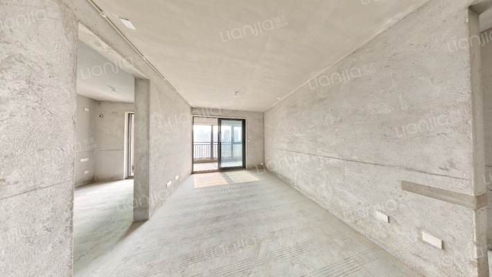 尚泽臻园二手房实景图