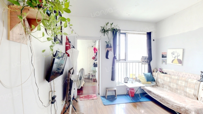 畅悦华庭二手房实景图