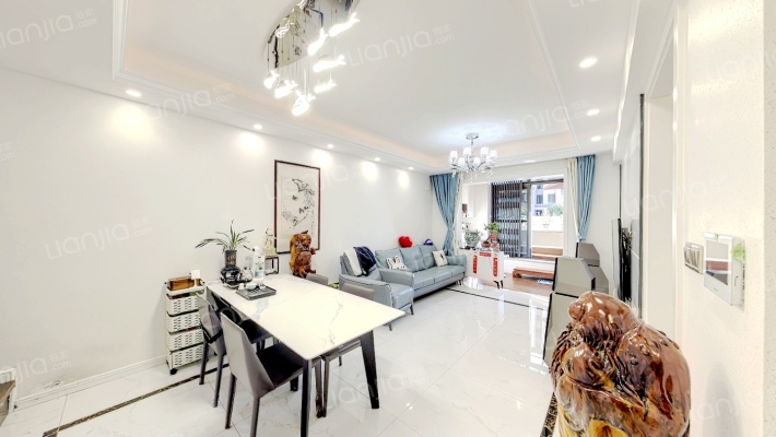 建发中央天成二手房实景图