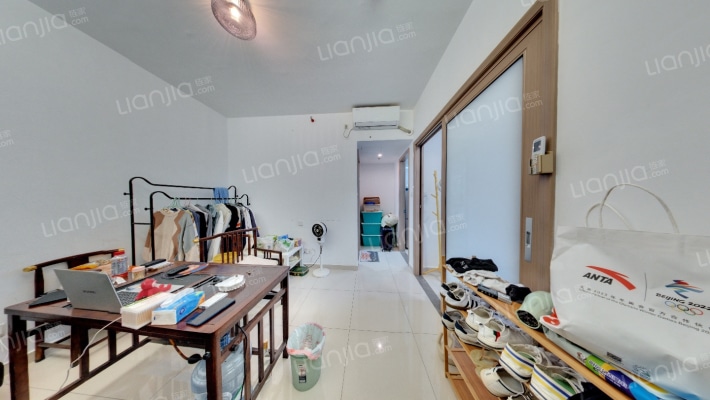 京基水贝二期(时代广场)二手房实景图