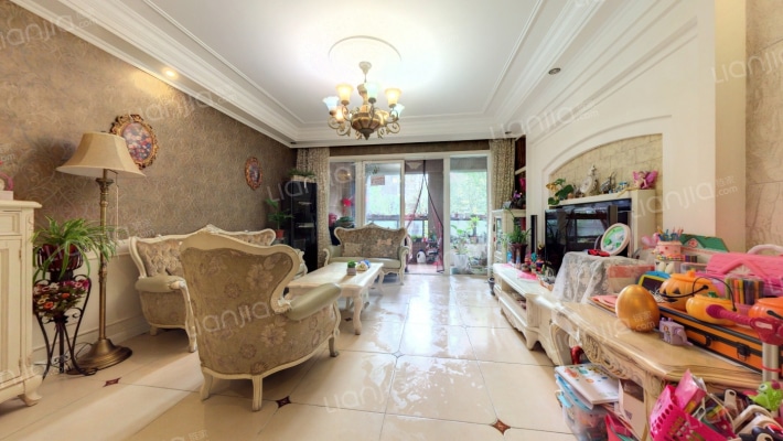 置信巴厘岛D区二手房实景图