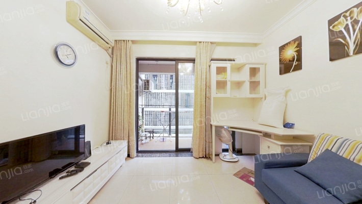 万科四季花城俪姗美筑二手房实景图