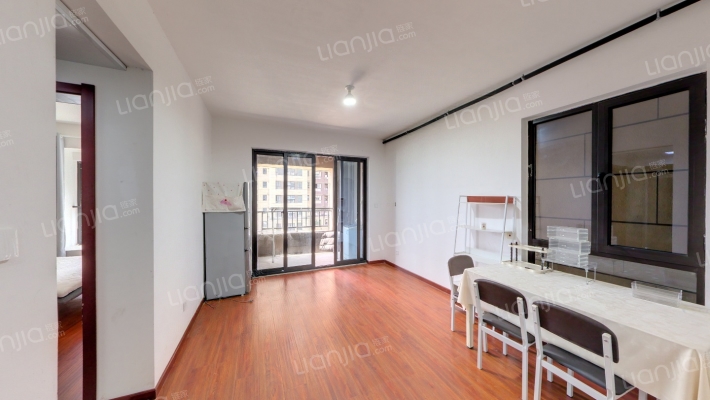 雨润·星雨华府二手房实景图