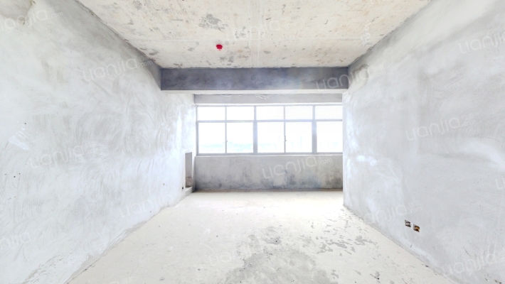 星辰中心二手房实景图