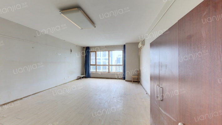 正誉绿谷二手房实景图