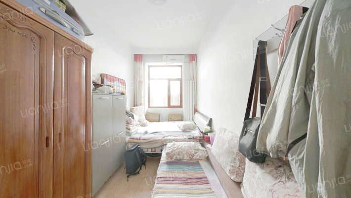 香康街二手房实景图