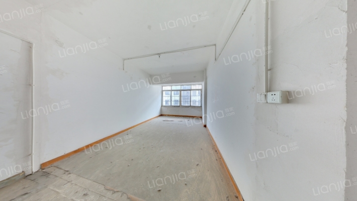 通关坊二手房实景图