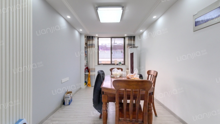 三新村二手房实景图