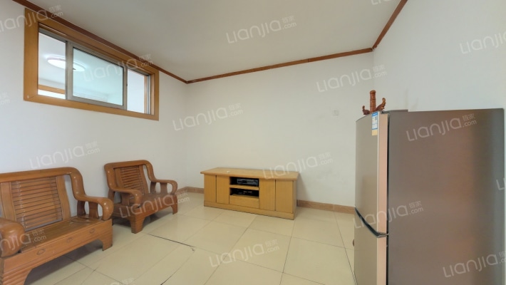 种子公司宿舍二手房实景图