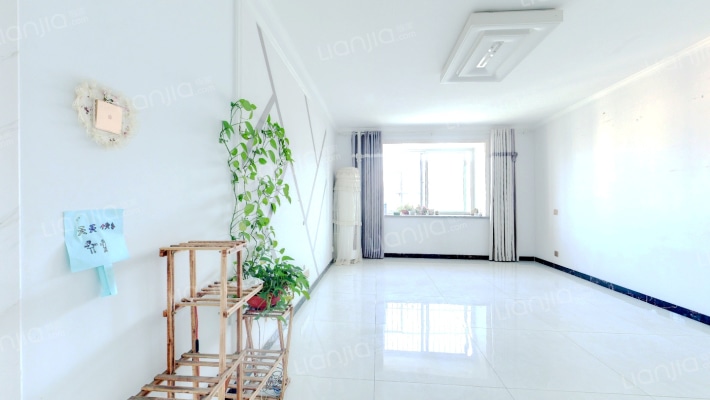 东方新苑二手房实景图