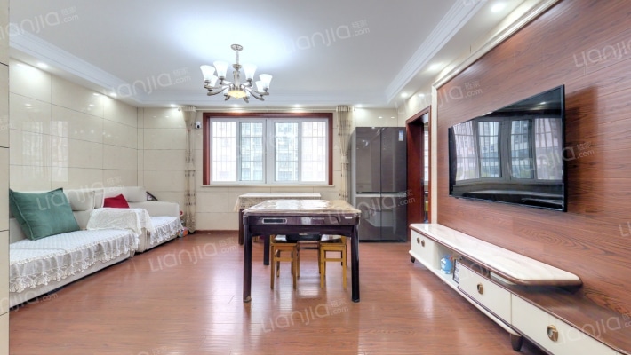 宝华花园二手房实景图