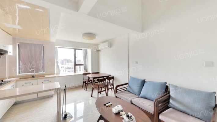 绿地缤纷城二手房实景图