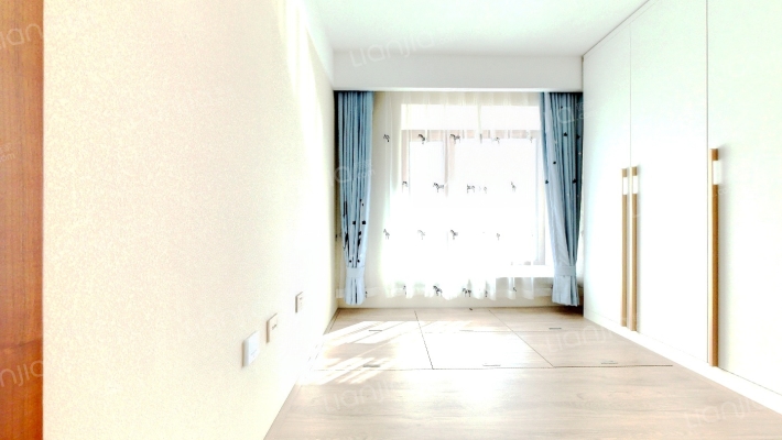 睿泽府二手房实景图