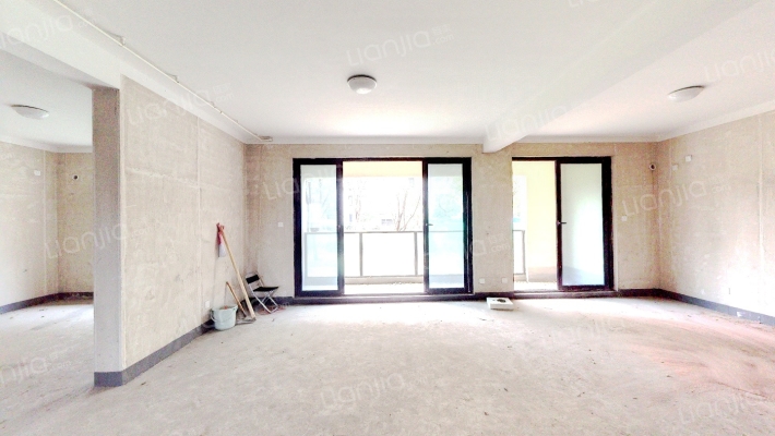 中南樾府二手房实景图