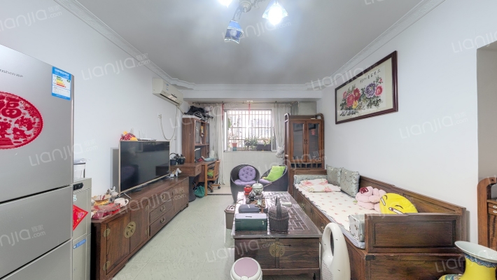 晴田华苑二手房实景图