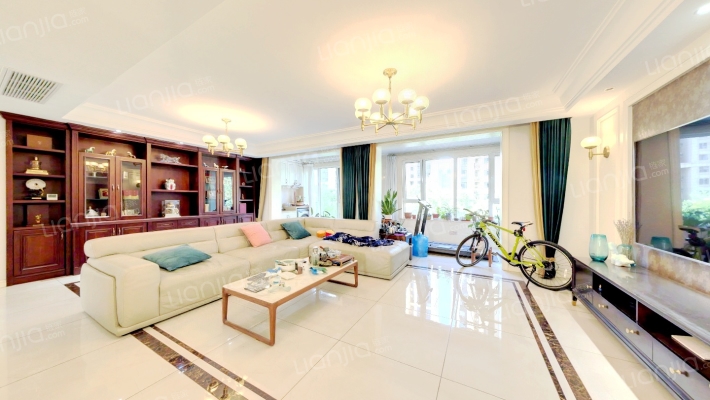 保利拉菲公馆朗菲园西区二手房实景图