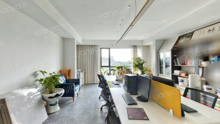 金沙湖高尔夫观邸南区一期二手房实景图