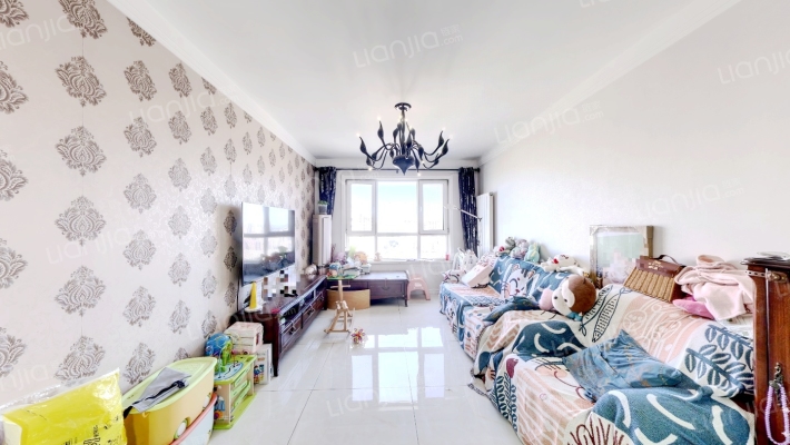 宝龙花苑二手房实景图