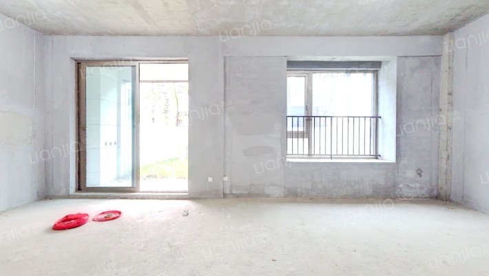 保利西堂里院二手房实景图