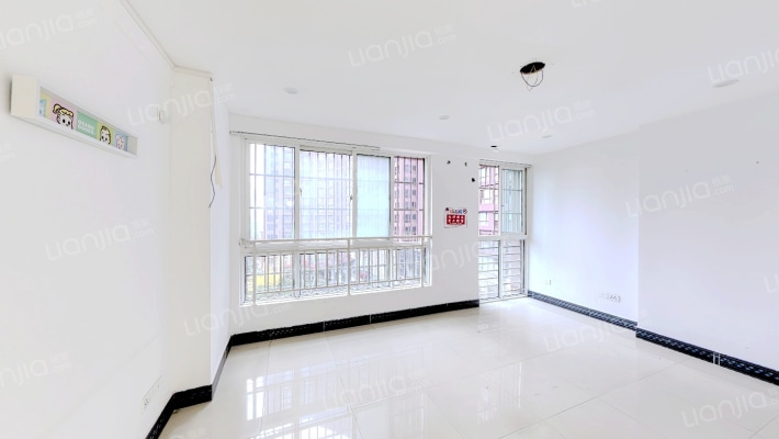 绿地·联盛国际乐活公寓二手房实景图